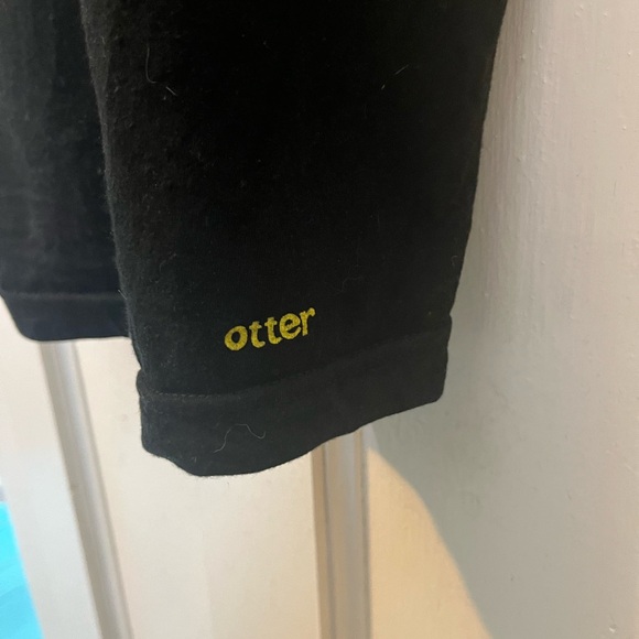 Men’s Small Black Shortsleeved Crewneck Tshirt by Otter w Dragon Image Graphic - Picture 6 of 6